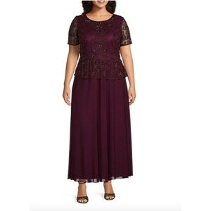 Pisarro Nights Plus Size Scoop Neck Short Sleeve Beaded Dress Maroon Size 12 NWT